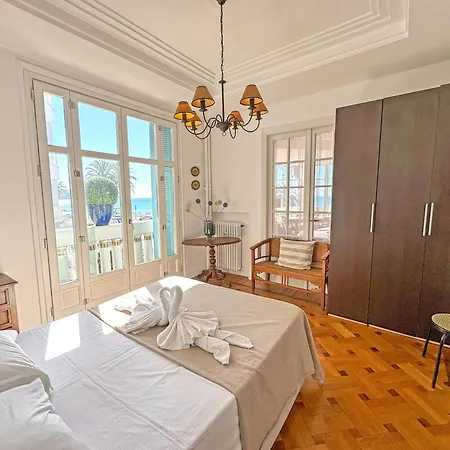 Belle Epoque Azur Promenade شقة
