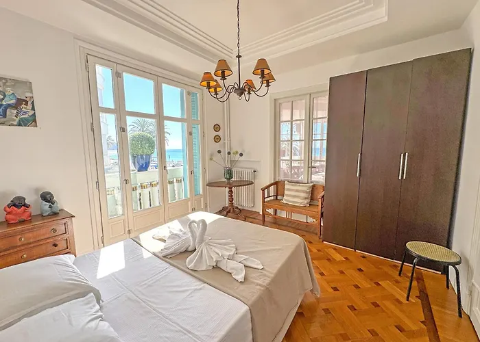 Belle Epoque Azur Promenade شقة